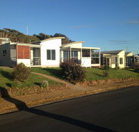 Azzure Beach Houses - St Kilda Accommodation