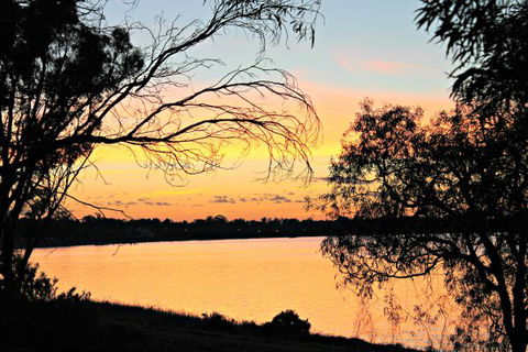 17 QED Lakehouse - St Kilda Accommodation 7