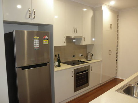 C&C's Bed And Breakfast - St Kilda Accommodation 5