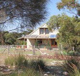 Broken Gum Country Retreat - St Kilda Accommodation