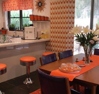 Barossa Retro BnB - St Kilda Accommodation