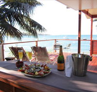 Bundeena Beach Hut - St Kilda Accommodation