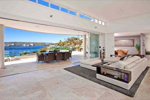 Deep Blue - St Kilda Accommodation 1