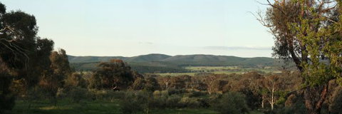 Guy's Cross Farm Cottage - St Kilda Accommodation 1
