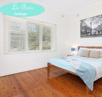 Le Bois Cottage - St Kilda Accommodation