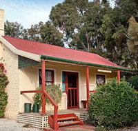 Trinity Cottage - St Kilda Accommodation