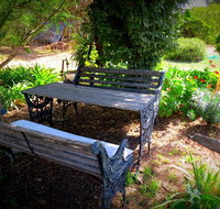 The Pig and Whistle - St Kilda Accommodation