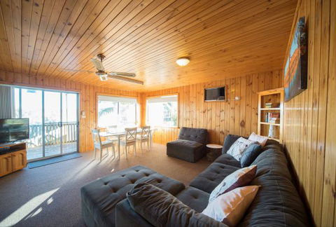 Mundic Waterfront Cottages - St Kilda Accommodation 8
