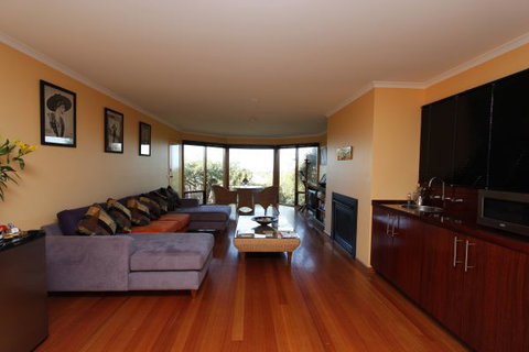 Ocean Inlet - St Kilda Accommodation 8