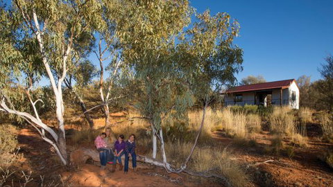 Ooraminna Station Homestead - St Kilda Accommodation 5