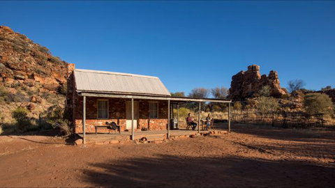 Ooraminna Station Homestead - St Kilda Accommodation 6