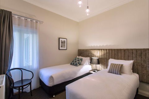 Oscar's On The Yarra - St Kilda Accommodation 5