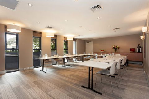 Quest Mascot Apartment Hotels - St Kilda Accommodation 2