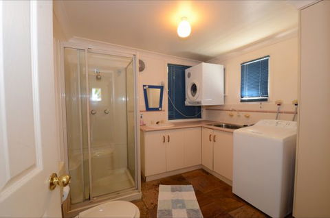 Seahaven Holiday House - St Kilda Accommodation 1