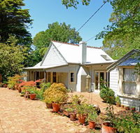 Sefton Cottage - St Kilda Accommodation