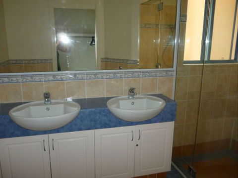 Sea Star Holiday Apartments - St Kilda Accommodation 8