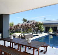 Sundara Beach House - St Kilda Accommodation