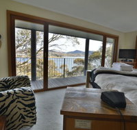 The Point Jindabyne - St Kilda Accommodation