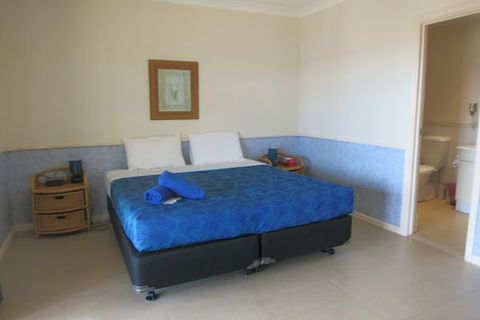 The Sunset - St Kilda Accommodation 2