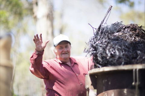 Wedderburn Hard Hill Tourist Reserve - St Kilda Accommodation 1