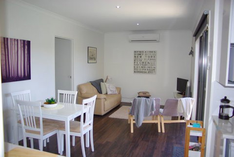 Yalooka Farm - St Kilda Accommodation 2