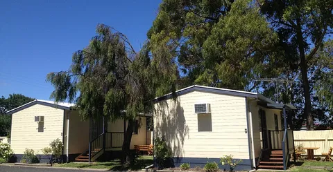 Millicent Lakeside Caravan Park - St Kilda Accommodation 2