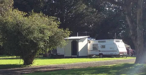 Millicent Lakeside Caravan Park - St Kilda Accommodation 3