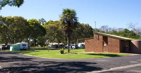 Millicent Lakeside Caravan Park - St Kilda Accommodation 6