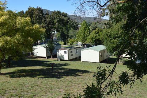 Adelong Golden Gully Caravan Park - St Kilda Accommodation 1