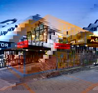 Astor Hotel and Astor Suites - St Kilda Accommodation