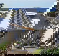 Blue Pacific Holiday Units - St Kilda Accommodation