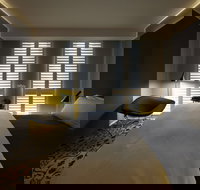 Burbury Hotel - St Kilda Accommodation