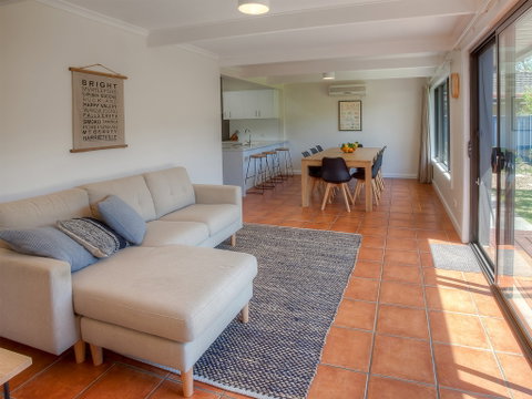 Caits Place - St Kilda Accommodation 2