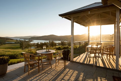 Frenchman's River - The Helmsman's House - St Kilda Accommodation 9
