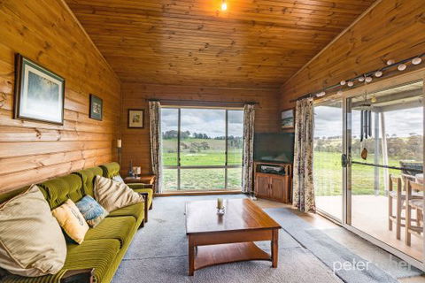 Gunya - St Kilda Accommodation 2