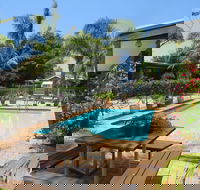 Lakes Waterfront Motel - St Kilda Accommodation