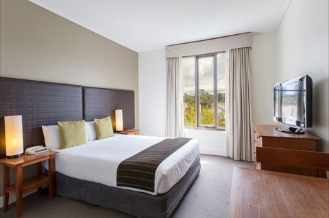 Mantra On Jolimont - St Kilda Accommodation 6