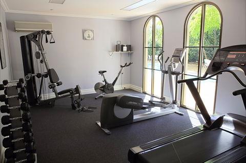 Mantra On Jolimont - St Kilda Accommodation 8