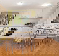 Max's Place 3 - St Kilda Accommodation