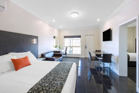 Mercure Goulburn - St Kilda Accommodation 7