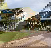 Sea Chant - St Kilda Accommodation