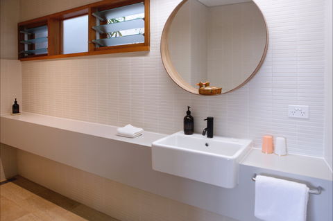 Studio At Careel Bay - St Kilda Accommodation 3