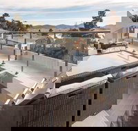 Summit 9 - St Kilda Accommodation