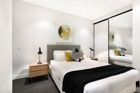 Arise The Eminence - St Kilda Accommodation 1