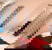 Canberra Short Term and Holiday Accommodation - St Kilda Accommodation