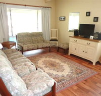 Charm at the Inlet - St Kilda Accommodation