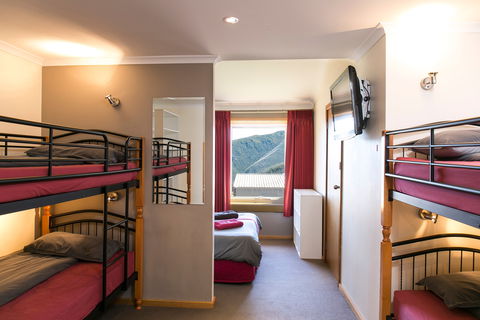 Cooroona Alpine Lodge - St Kilda Accommodation 0