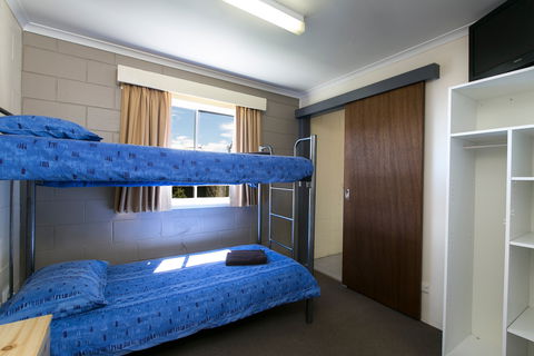 Cooroona Alpine Lodge - St Kilda Accommodation 3