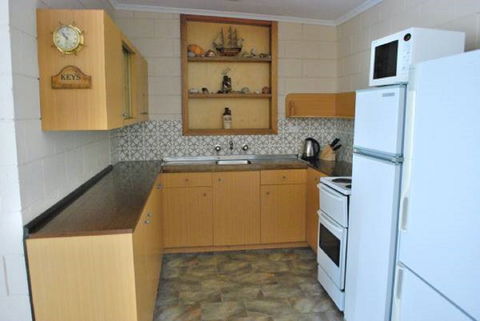 Dunworkin - St Kilda Accommodation 2