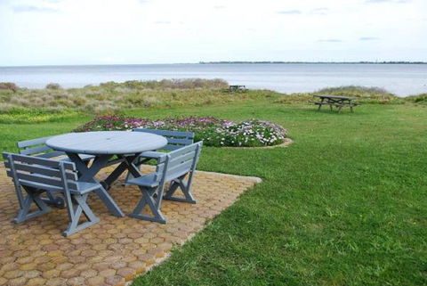 Dunworkin - St Kilda Accommodation 8